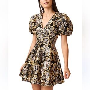 ✨NWT ✨Elliatt Celeste Sequin Mini Dress, Size Small